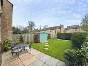 Photo 17- click for photo gallery